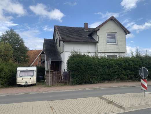 Foto 1 von 18 — Wohn-/Geschäftshaus