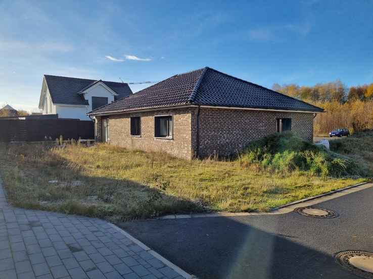 Foto 11 von 34 — Einfamilienhaus, Eingeschossiges Einfamilienhaus