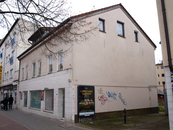 Foto 1 von 15 — Wohn-/Geschäftshaus