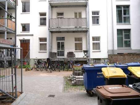 Foto 19 von 32 — Gewerbeeinheit (z.B. Laden, Büro), als Ferienwohnung genutzt