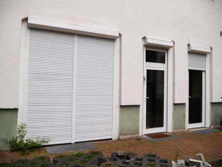 Foto 27 von 32 — Gewerbeeinheit (z.B. Laden, Büro), als Ferienwohnung genutzt