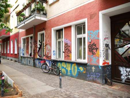 Foto 15 von 32 — Gewerbeeinheit (z.B. Laden, Büro), als Ferienwohnung genutzt