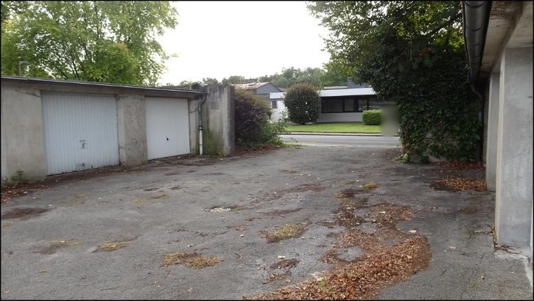 Foto 16 von 17 — Garage, Doppelhaushälfte, 1/2 Weganteil