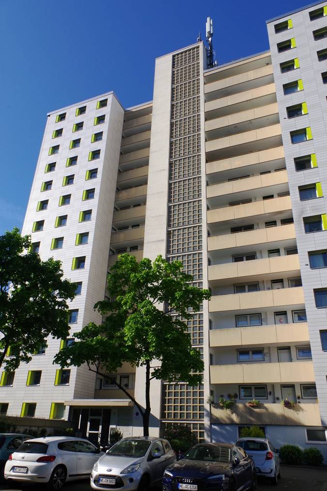 Foto 10 von 10 — Garage, Eigentumswohnung (3 bis 4 Zimmer)