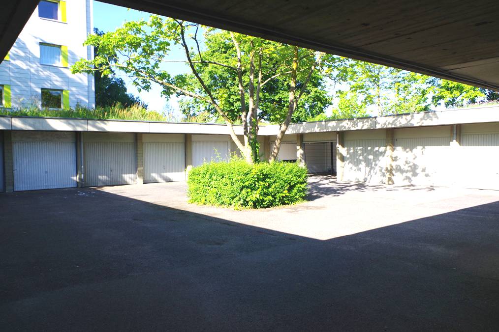 Foto 3 von 10 — Garage, Eigentumswohnung (3 bis 4 Zimmer)