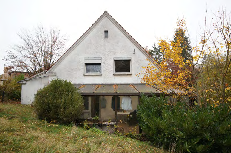 Foto 6 von 7 — Garage, Einfamilienhaus, Garage, Einfamilienhaus