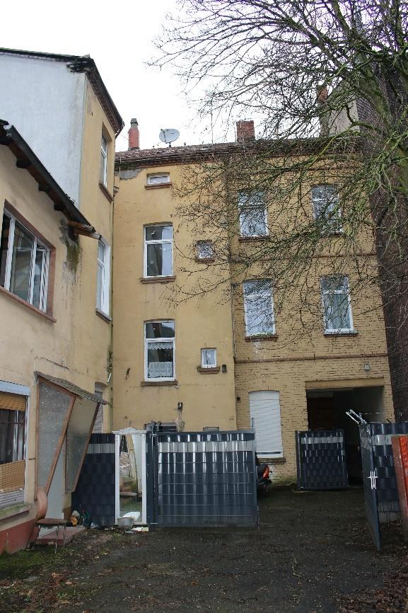 Foto 83 von 99 — Eigentumswohnung (3 bis 4 Zimmer), Die ETW Nr. 4 wird zusammen mit der ETW Nr. 3 und der ETW Nr. 5 als wirtschaftliche Einheit genutzt und ist zum Wertermittlungsstichtag als Einheit vermietet.