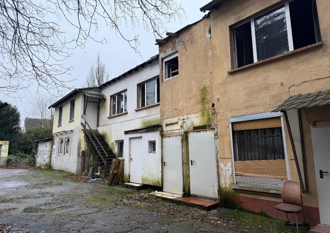 Foto 80 von 99 — Eigentumswohnung (3 bis 4 Zimmer), Die ETW Nr. 4 wird zusammen mit der ETW Nr. 3 und der ETW Nr. 5 als wirtschaftliche Einheit genutzt und ist zum Wertermittlungsstichtag als Einheit vermietet.