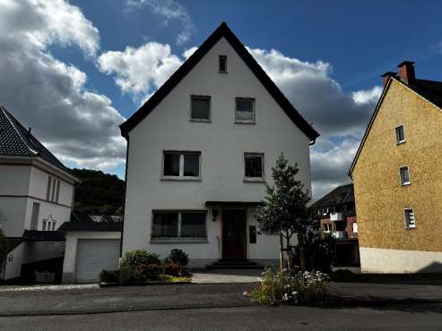 Foto 10 von 37 — Mehrfamilienhaus