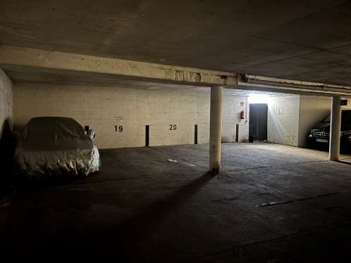 Foto 10 von 23 — Kfz-Stellplatz (Tiefgarage), Eigentumswohnung (3 bis 4 Zimmer)