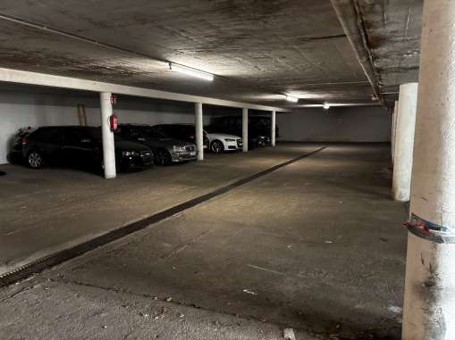 Foto 9 von 23 — Kfz-Stellplatz (Tiefgarage), Eigentumswohnung (3 bis 4 Zimmer)