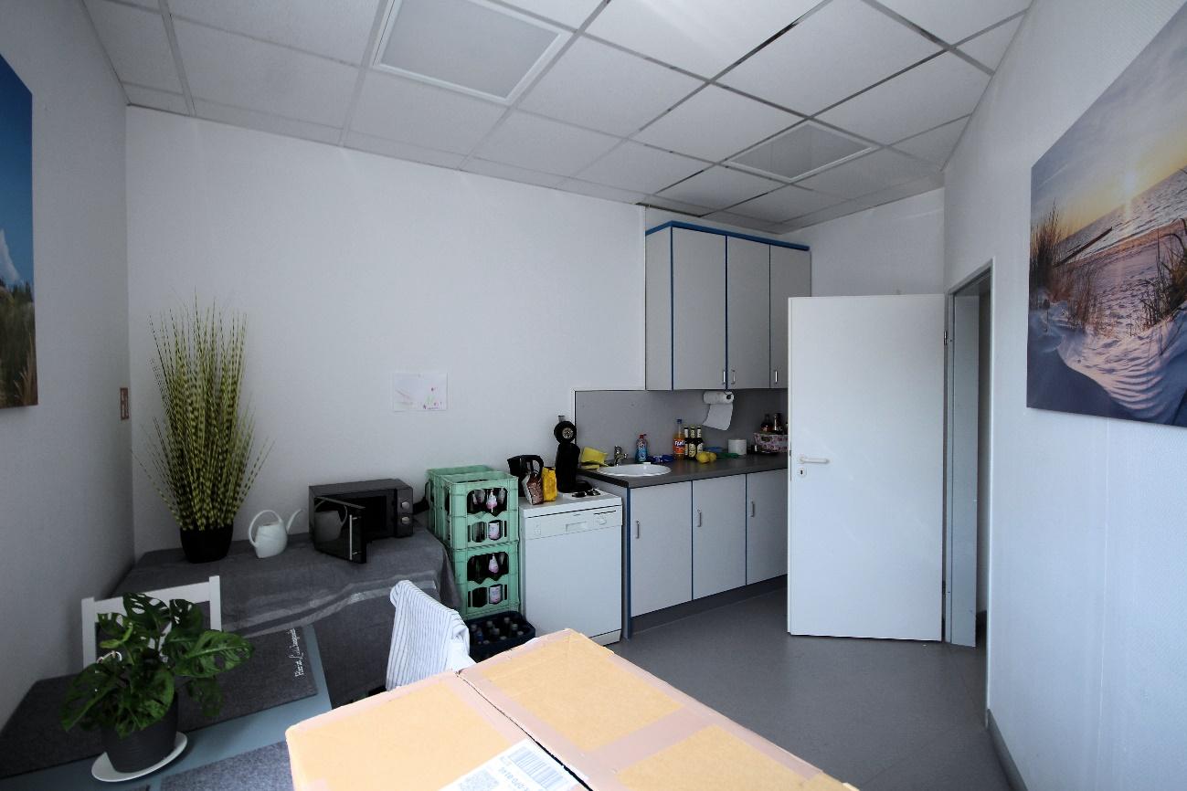 Foto 15 von 23 — Gewerbeeinheit (z.B. Laden, Büro)