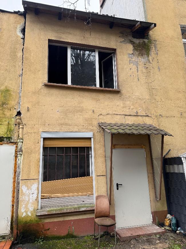 Foto 82 von 88 — Eigentumswohnung (3 bis 4 Zimmer), Die ETW Nr. 4 wird zusammen mit der ETW Nr. 3 und der ETW Nr. 5 als wirtschaftliche Einheit genutzt und ist zum Wertermittlungsstichtag als Einheit vermietet.