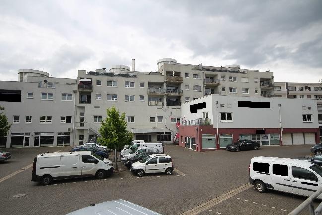 Foto 2 von 19 — Gewerbeeinheit (z.B. Laden, Büro)