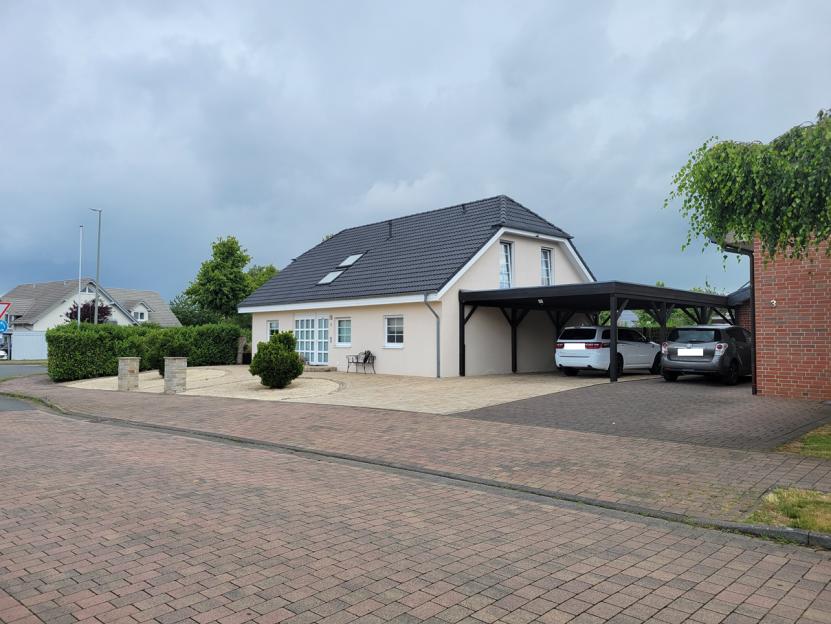 Foto 5 von 6 — Einfamilienhaus, bebautes Erbbaurecht (Einfamilenhaus und Carport)