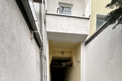 Foto 2 von 18 — Wohn-/Geschäftshaus