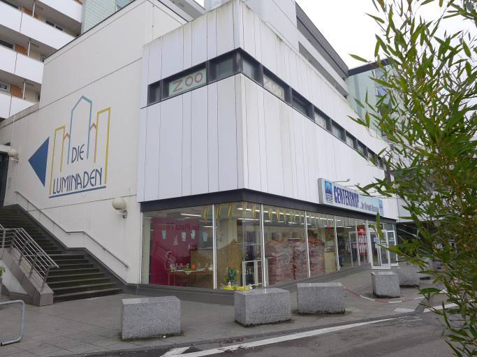 Foto 1 von 29 — Gewerbeeinheit (z.B. Laden, Büro), Gewerbeeinheit (z.B. Laden, Büro), Gewerbeeinheit (z.B. Laden, Büro)