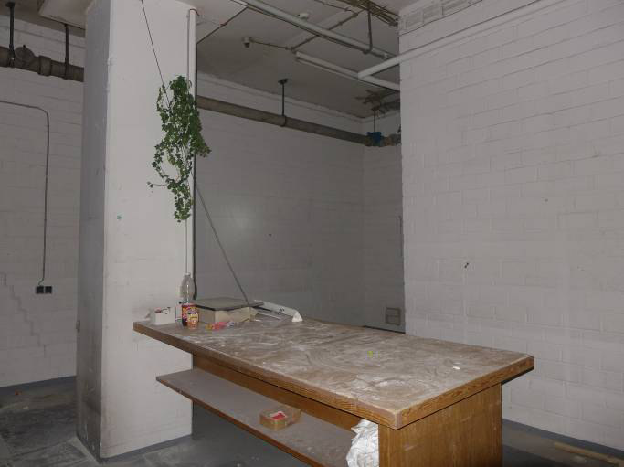 Foto 6 von 29 — Gewerbeeinheit (z.B. Laden, Büro), Gewerbeeinheit (z.B. Laden, Büro), Gewerbeeinheit (z.B. Laden, Büro)
