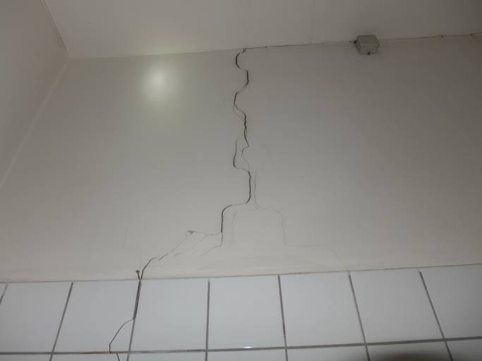Foto 9 von 29 — Gewerbeeinheit (z.B. Laden, Büro), Gewerbeeinheit (z.B. Laden, Büro), Gewerbeeinheit (z.B. Laden, Büro)