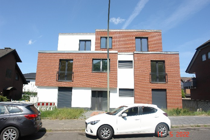 Foto 3 von 15 — Eigentumswohnung (3 bis 4 Zimmer), Kfz-Stellplatz (Tiefgarage), Eigentumswohnung (3 bis 4 Zimmer), Eigentumswohnung (1 bis 2 Zimmer), Kfz-Stellplatz (Tiefgarage), Kfz-Stellplatz (Tiefgarage), Kfz-Stellplatz (Tiefgarage), Eigentumswohnung (3 bis 4 Zimmer)