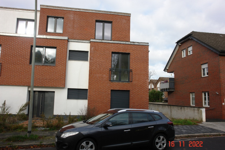 Foto 5 von 15 — Eigentumswohnung (3 bis 4 Zimmer), Kfz-Stellplatz (Tiefgarage), Eigentumswohnung (3 bis 4 Zimmer), Eigentumswohnung (1 bis 2 Zimmer), Kfz-Stellplatz (Tiefgarage), Kfz-Stellplatz (Tiefgarage), Kfz-Stellplatz (Tiefgarage), Eigentumswohnung (3 bis 4 Zimmer)