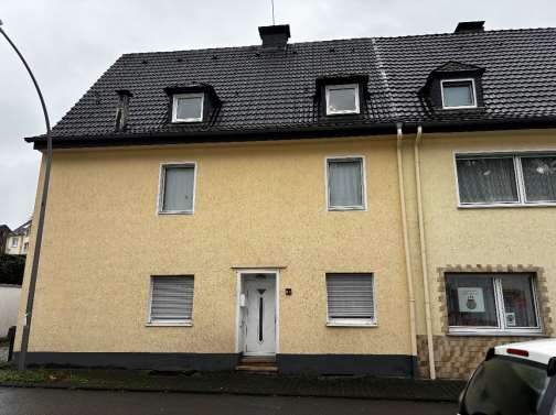 Foto 1 von 8 — Mehrfamilienhaus
