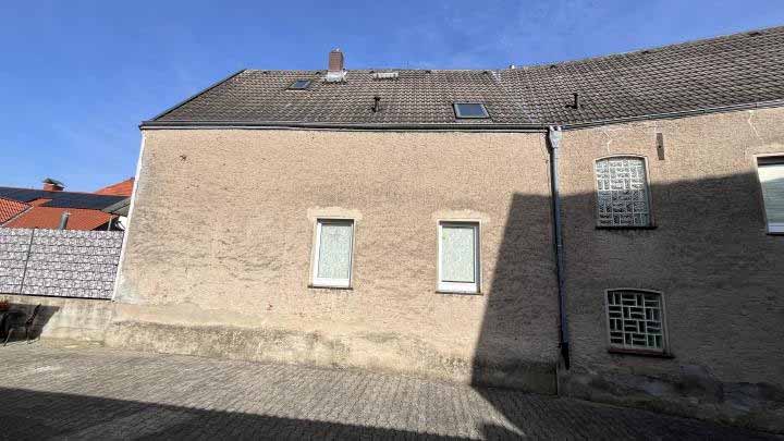 Foto 4 von 11 — Zweifamilienhaus, Zweifamilienhaus mit Garage
