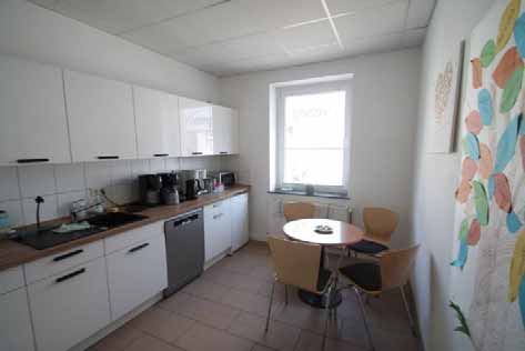 Foto 60 von 78 — Gewerbeeinheit (z.B. Laden, Büro)
