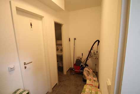 Foto 73 von 78 — Gewerbeeinheit (z.B. Laden, Büro)