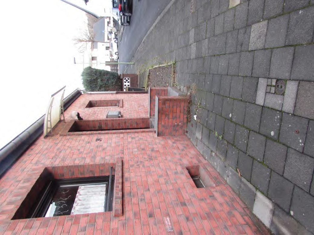 Foto 10 von 17 — Einfamilienhaus, Doppelhaushälfte