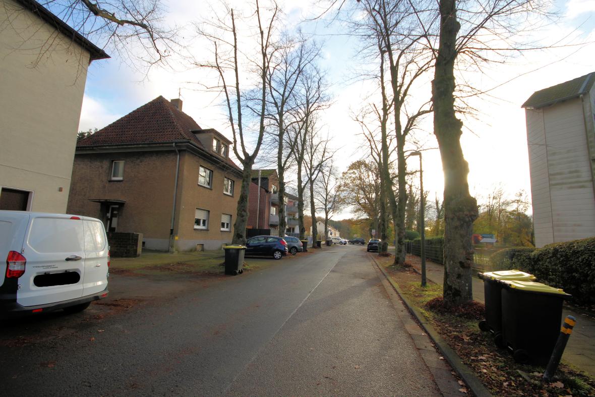 Foto 10 von 12 — Mehrfamilienhaus, Garage, Dreifamilienhaus mit Doppelgarage