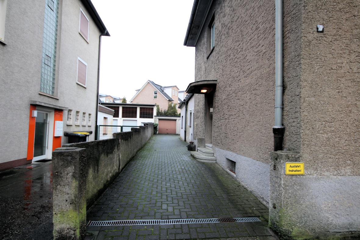 Foto 11 von 12 — Mehrfamilienhaus, Garage, Dreifamilienhaus mit Doppelgarage