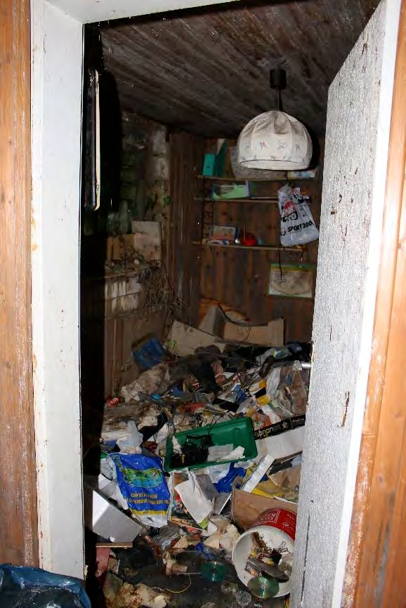Foto 96 von 106 — unbebautes Grundstück, Garage, Einfamilienhaus