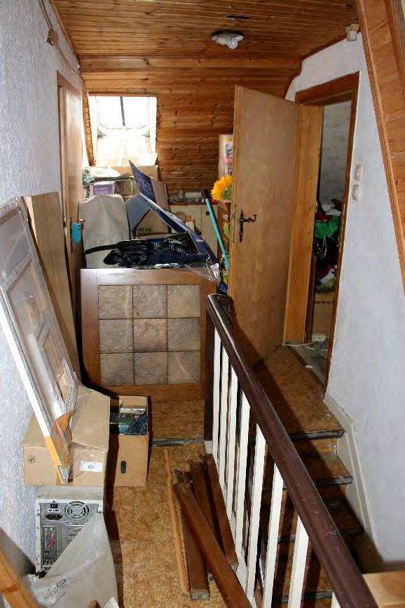 Foto 76 von 106 — unbebautes Grundstück, Garage, Einfamilienhaus