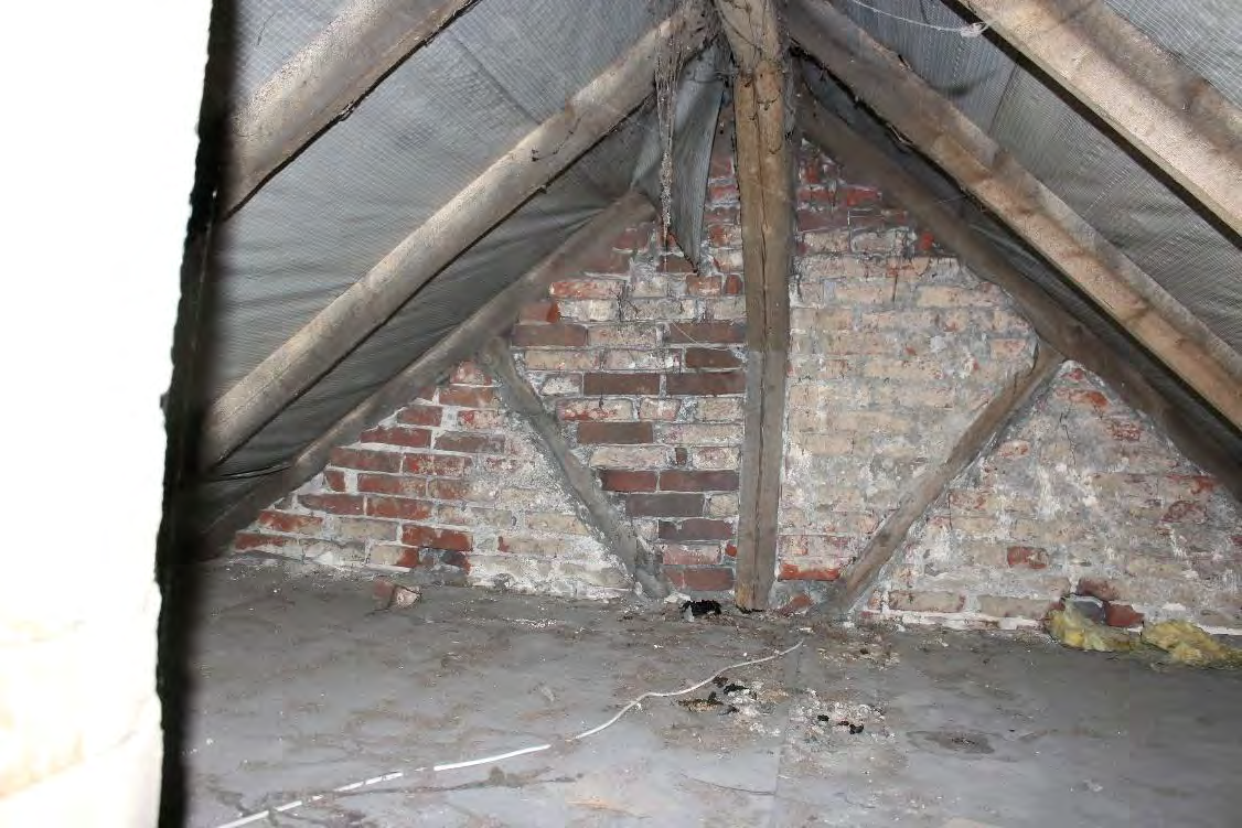 Foto 79 von 106 — unbebautes Grundstück, Garage, Einfamilienhaus