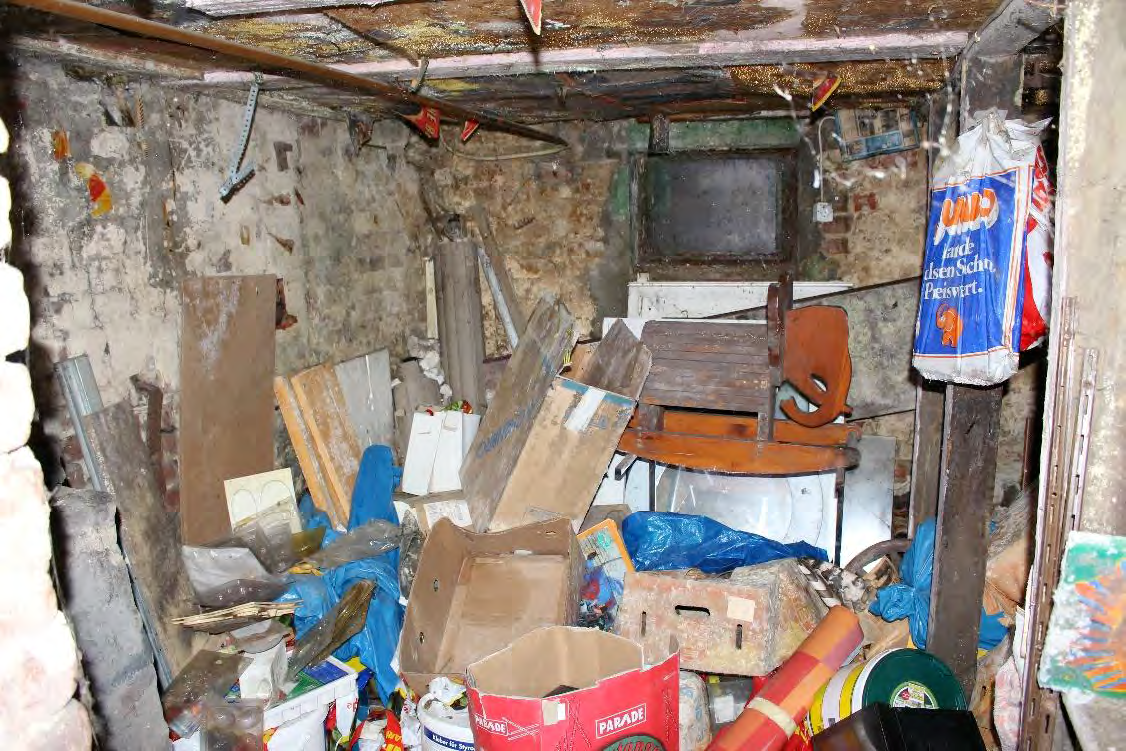 Foto 83 von 106 — unbebautes Grundstück, Garage, Einfamilienhaus