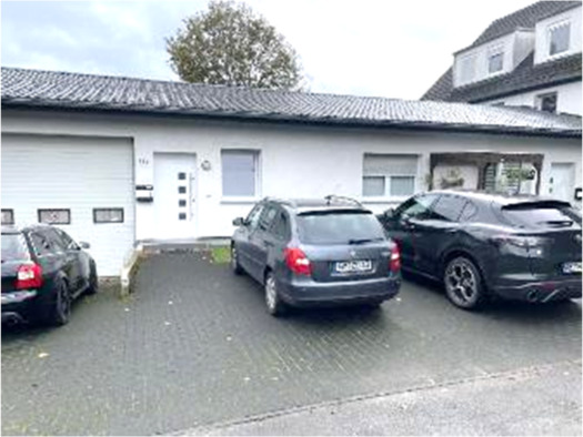 Foto 10 von 23 — Eigentumswohnung (1 bis 2 Zimmer), Sondernutzungsrechte Kellerraum, Fahrradstellplatz, Pkw-Stellplatz im Freien