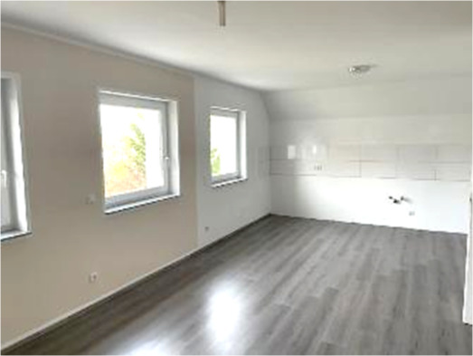 Foto 11 von 23 — Eigentumswohnung (1 bis 2 Zimmer), Sondernutzungsrechte Kellerraum, Fahrradstellplatz, Pkw-Stellplatz im Freien
