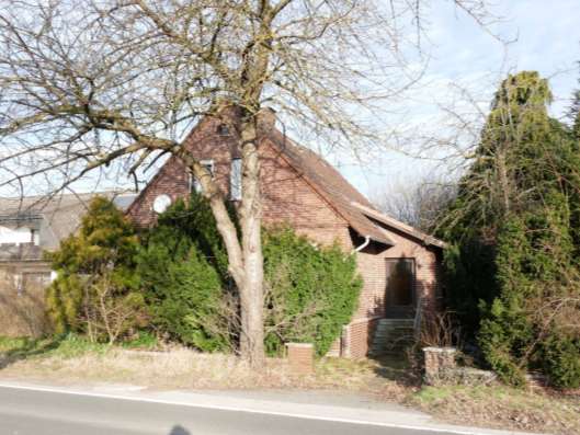 Foto 5 von 17 — Einfamilienhaus, vollunterkellert