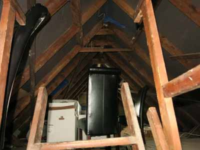 Foto 11 von 17 — Kfz-Stellplatz, Einfamilienhaus, Einfamilienhaus mit Carport und Abstellraum