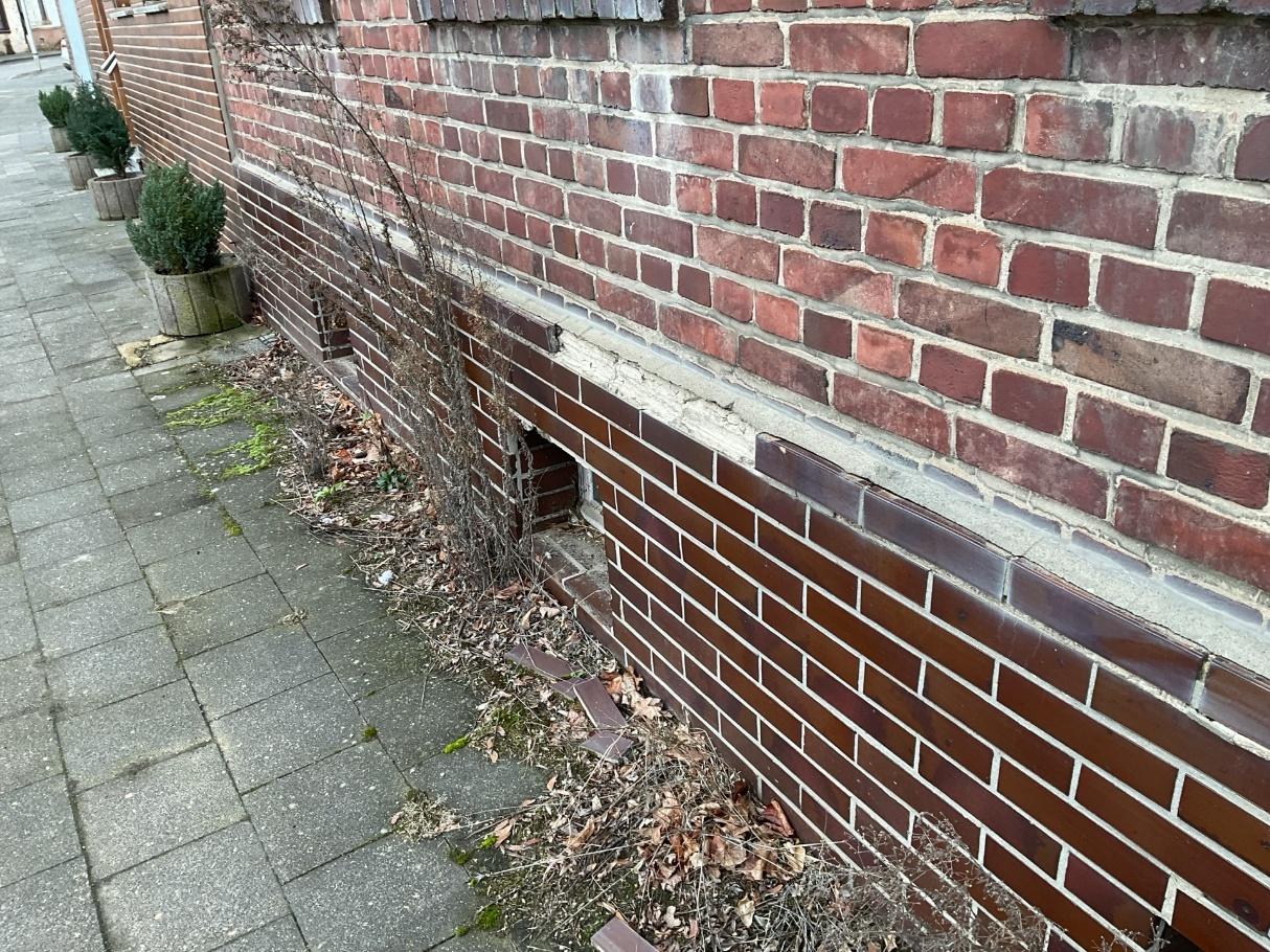 Foto 13 von 13 — Doppelhaushälfte, Carport und Anbau