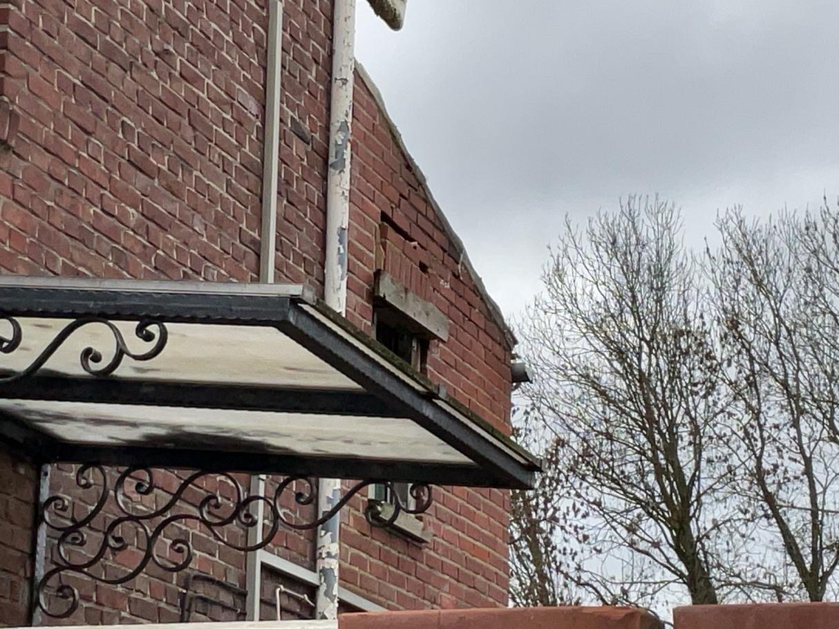 Foto 11 von 13 — Doppelhaushälfte, Carport und Anbau