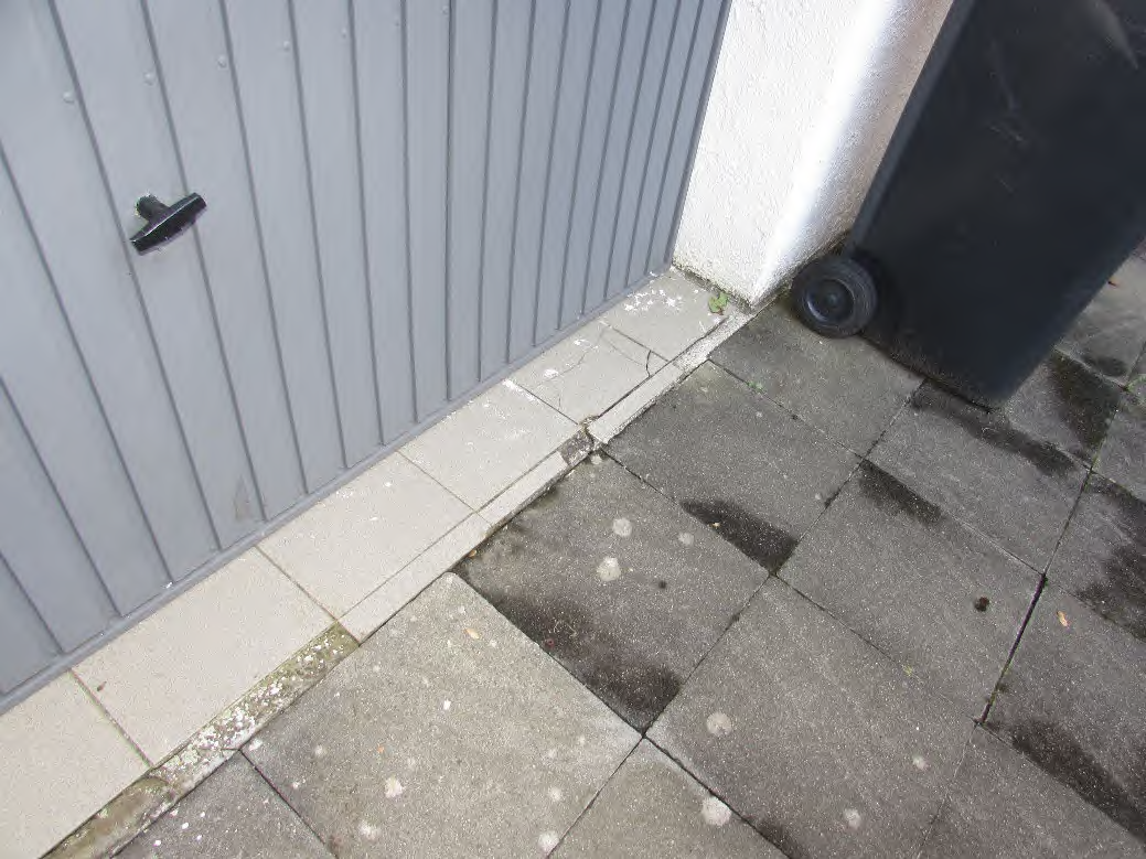 Foto 10 von 19 — Garage, Einfamilienhaus