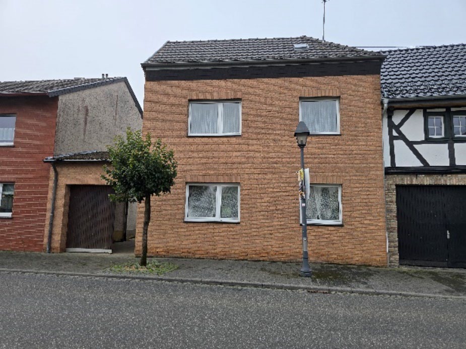 Foto 7 von 12 — unbebautes Grundstück, unbebautes Grundstück, Kfz-Stellplatz, Einfamilienhaus