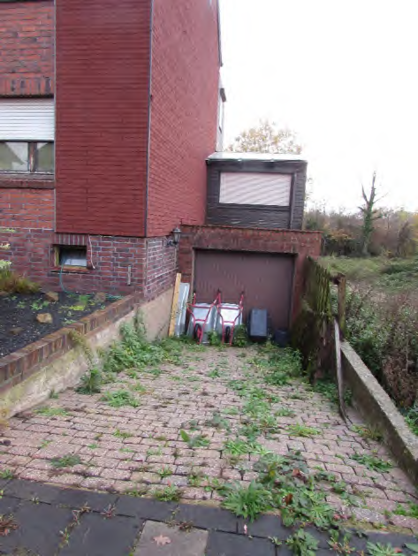 Foto 10 von 10 — Garage, Mehrfamilienhaus