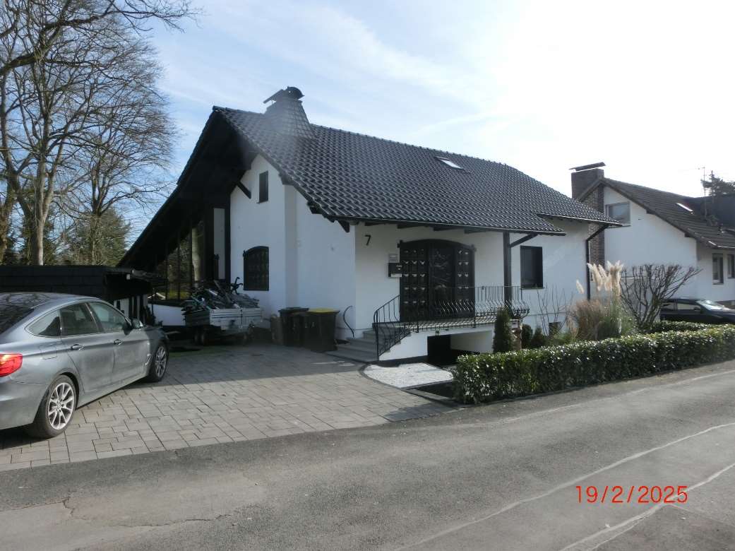 Foto 1 von 6 — Einfamilienhaus