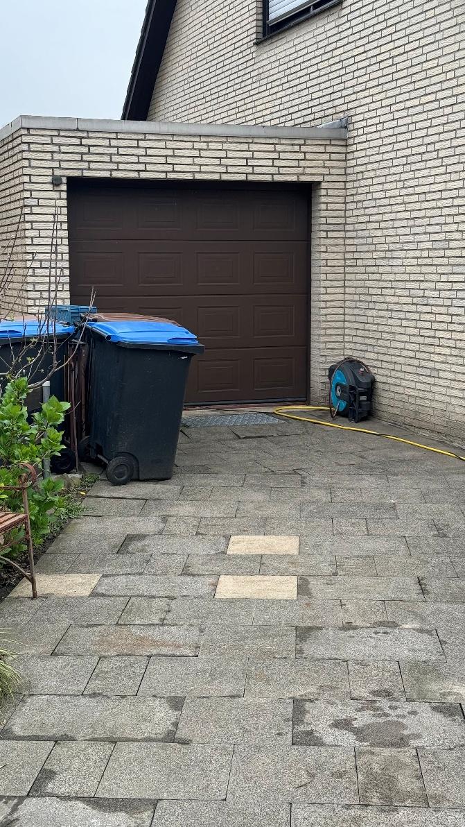 Foto 10 von 10 — Garage, Einfamilienhaus