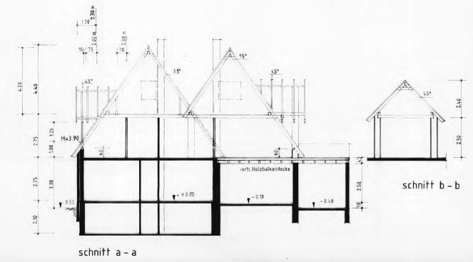 Foto 1 von 6 — Zweifamilienhaus