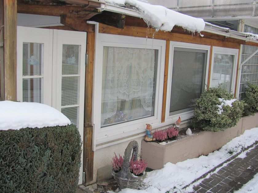 Foto 10 von 15 — Zweifamilienhaus, Garage