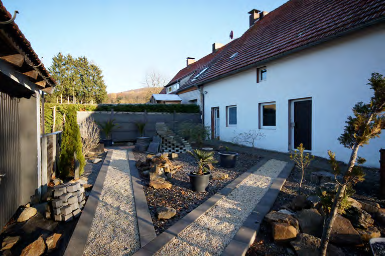 Foto 9 von 16 — Garage, Reihenhaus